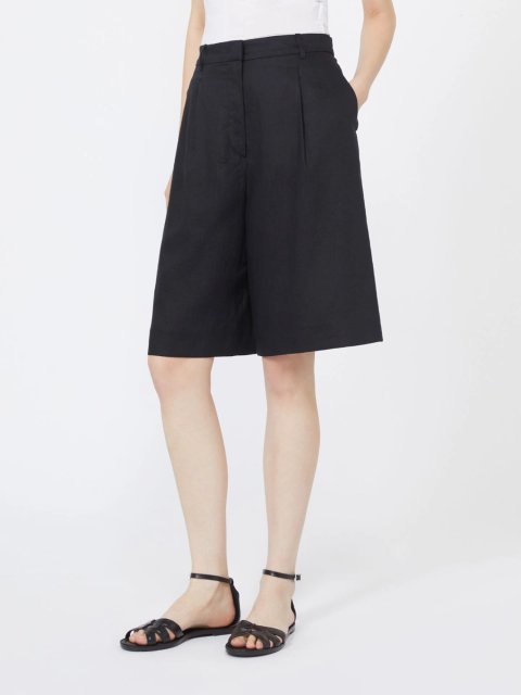 Чорні бермуди Max Mara з лляного полотна: фото 2 - Invogue