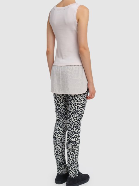 Серые брюки MARC CAIN: фото 2 - Invogue