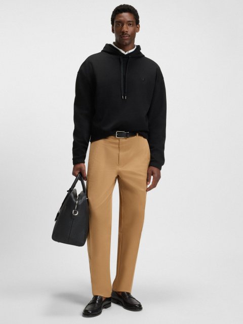 Чёрный свитшот BOSS из хлопка: фото 1 - Invogue