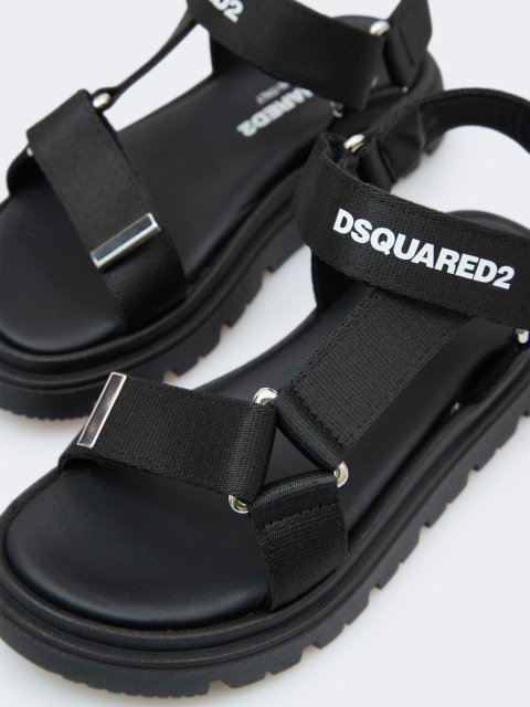 Чорні босоніжки Dsquared: фото 3 - Invogue