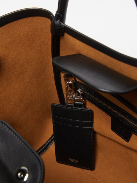 Бежевая сумка Max Mara с кожаными деталями: фото 6 - Invogue