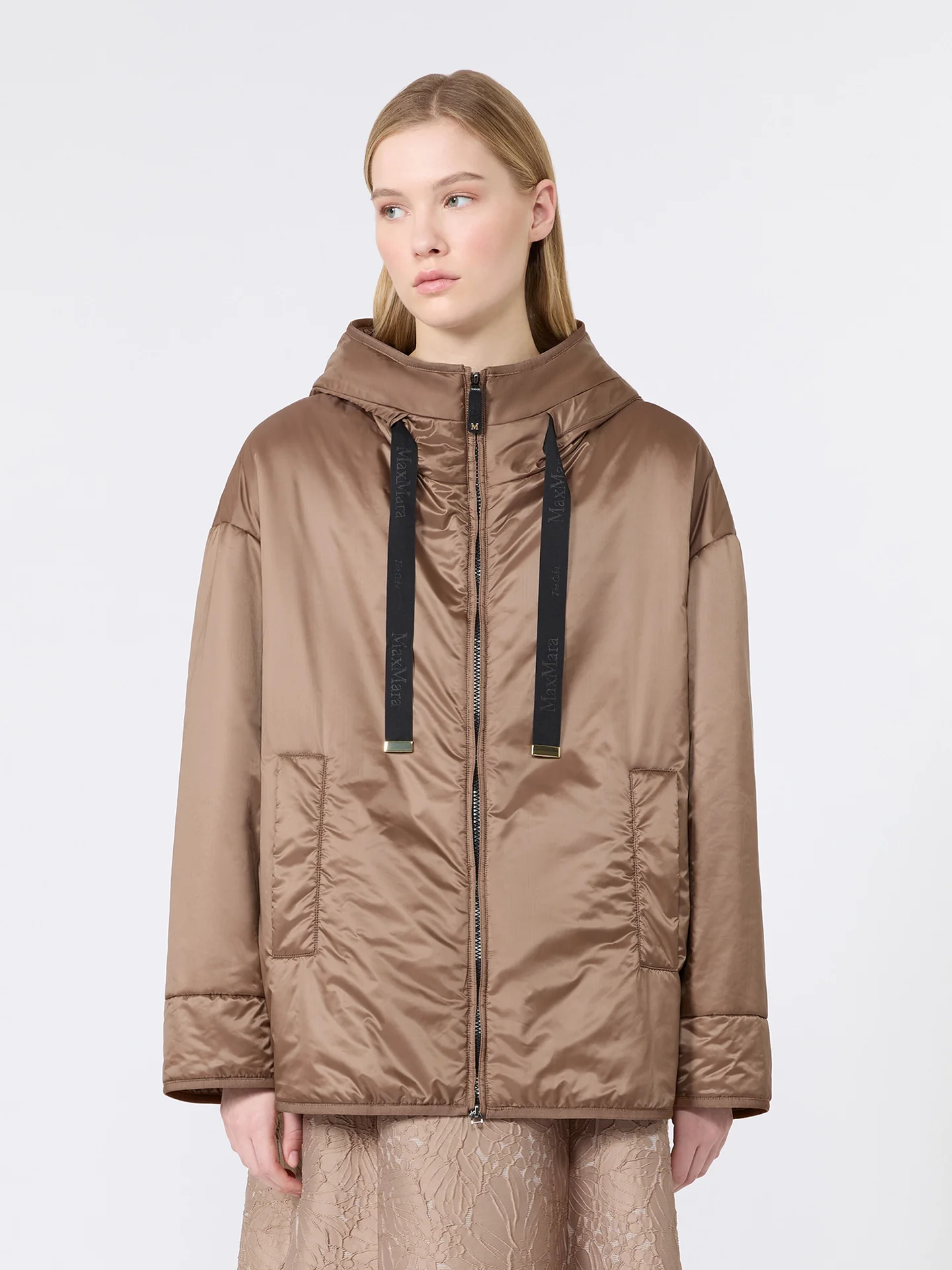 maa様 Коричневая куртка Max Mara из полиэстера - купить на Invogue — арт