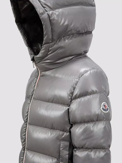 Сірий пуховик Moncler короткий: фото 4 - Invogue