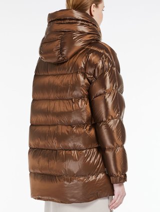 Золотая куртка MAX MARA: фото 2 - Invogue