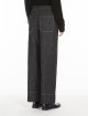 Чорні брюки Max Mara з ефектом деніму: фото 2 - Invogue