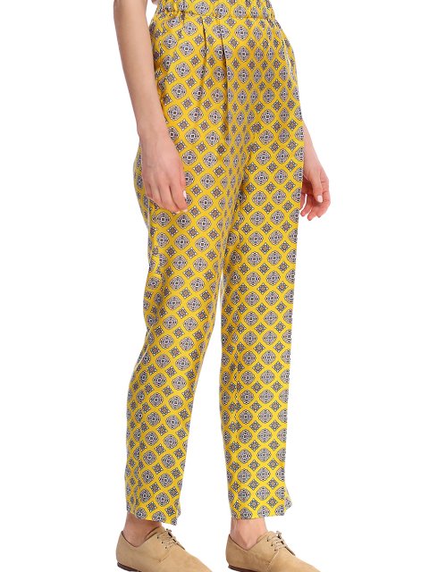 Жёлтые брюки MAX MARA: фото 5 - Invogue