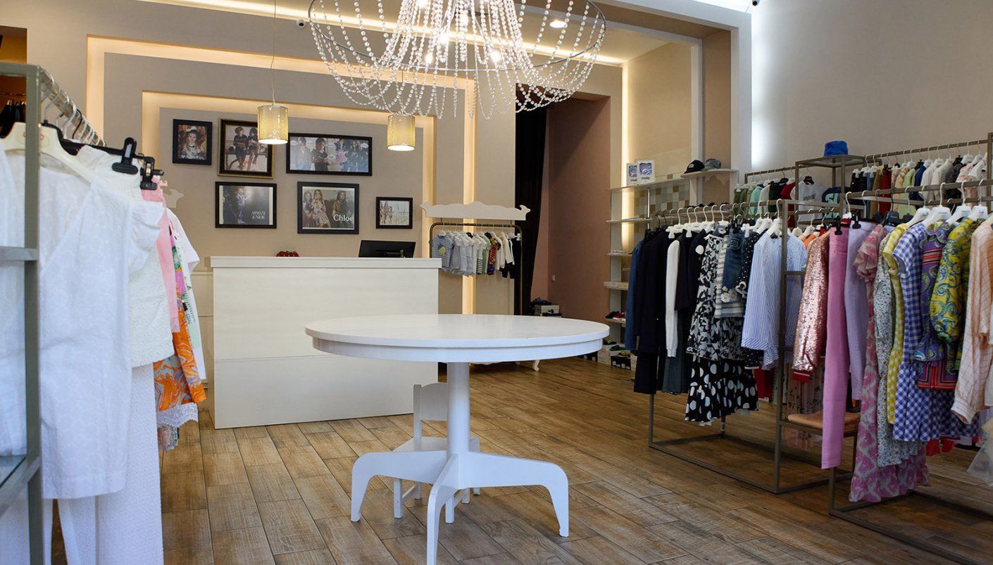 Магазин Daniel - Ходосівка, Обухівське шосе, 2: фото 1 - Invogue