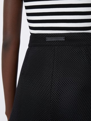 Черные шорты MAX MARA с высокой талией: фото 4 - Invogue