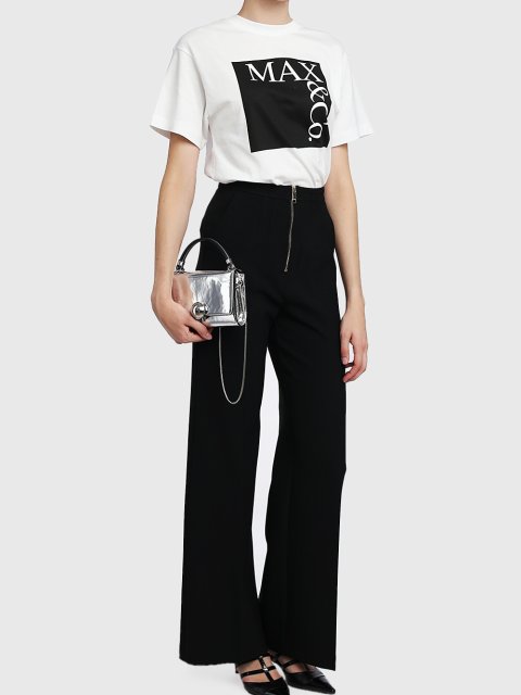 Чёрная футболка MAX&CO: фото 1 - Invogue