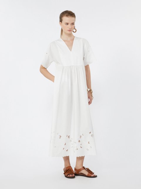 Біла сукня з вишивкою Weekend Max Mara з бавовни: фото 2 - Invogue