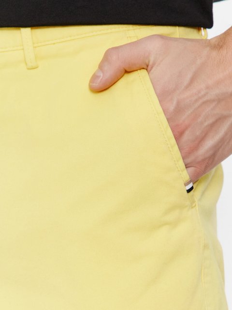 Жовті шорти BOSS : фото 4 - Invogue