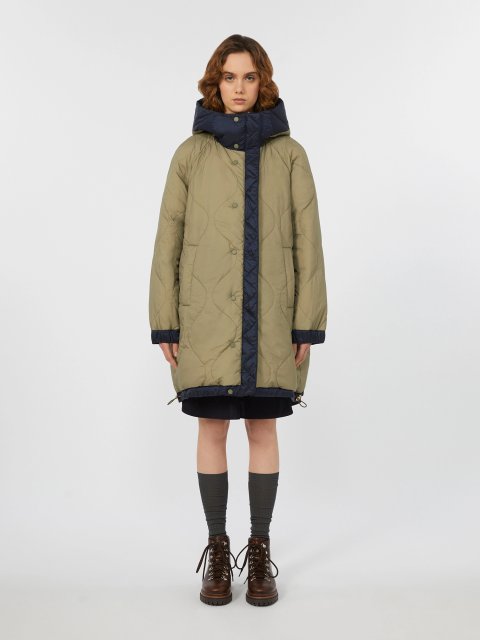 Темно-синій пуховик WEEKEND MAX MARA з капюшоном: фото 4 - Invogue