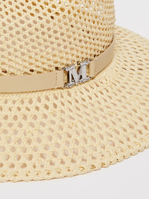 Бежевий капелюх Max Mara з паперової пряжі: фото 1 - Invogue