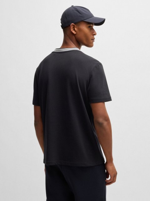 Темно-синяя футболка BOSS с жаккардовым воротником: фото 2 - Invogue