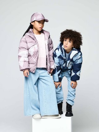 Голубые джинсы Emporio Armani из хлопка и лиоцелла: фото 1 - Invogue