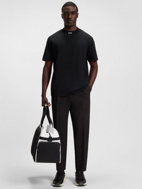 Чёрная футболка BOSS из хлопка: фото 1 - Invogue