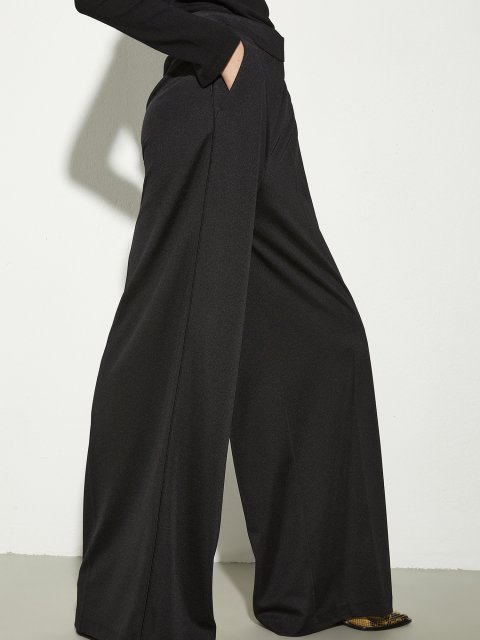 Черные брюки Max&Co трикотажные: фото 4 - Invogue