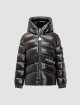 Чорний стьобаний пуховик MONCLER: фото - Invogue