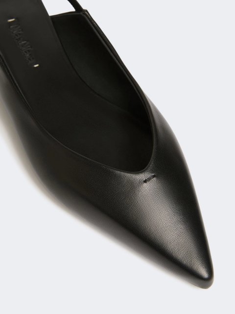 Чорні туфлі MAX MARA зі шкіри наппа: фото 2 - Invogue