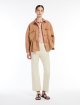 Молочні брюки Weekend Max Mara з бавовняного габардину: фото - Invogue