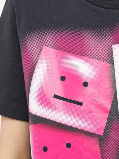 Черная футболка Acne Studios с принтом: фото 3 - Invogue