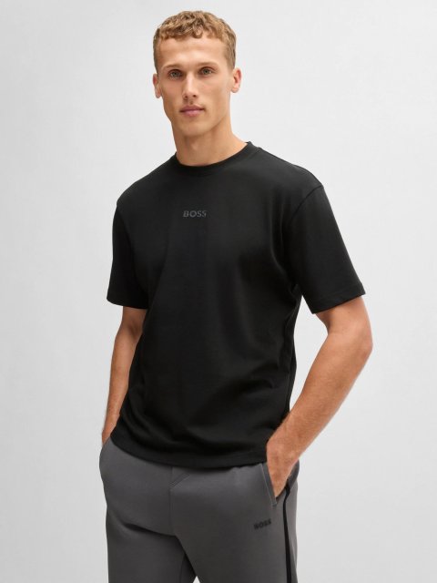 Черная футболка BOSS из хлопка: фото 2 - Invogue