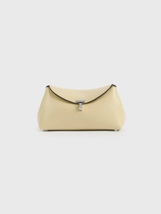 Кремовый клатч Toteme из кожи: фото - Invogue