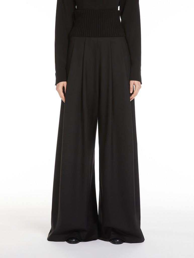 Черные брюки Max Mara длинные: фото 1 - Invogue