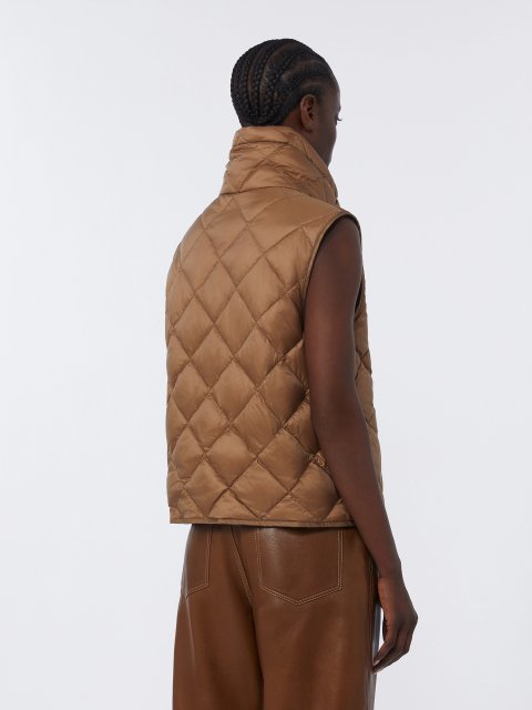 Карамельний жилет MAX MARA стьобаний: фото 3 - Invogue