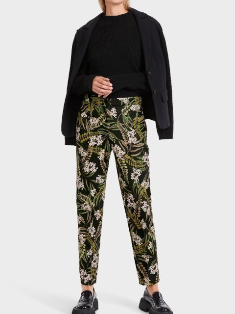 Чорні брюки MARC CAIN : фото 4 - Invogue