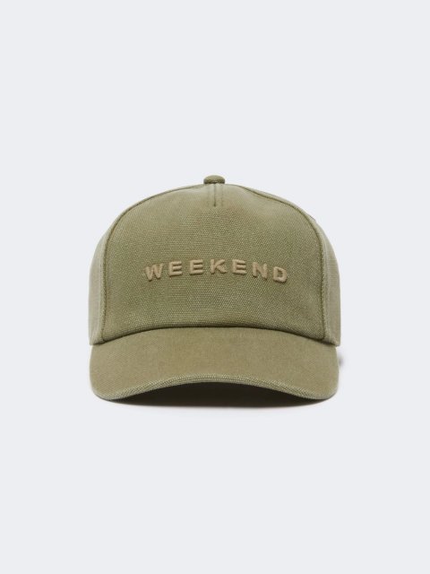 Кепка кольору хакі WEEKEND ACCESSORIES з вишитим логотипом: фото - Invogue