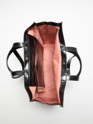 Черная сумка Acne Studios с логотипом: фото 4 - Invogue
