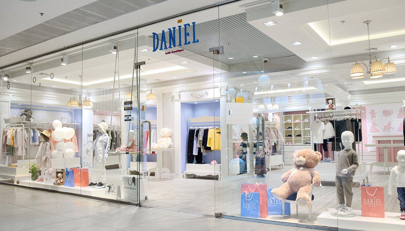 Магазин Daniel - Mandarin Plaza, 4-й поверх: фото 17 - Invogue