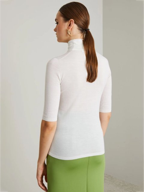 Молочный свитер MAX MARA: фото 2 - Invogue