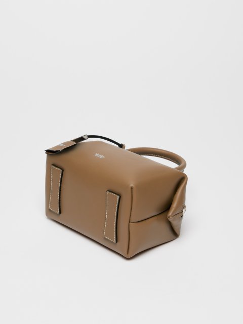 Темно-бежева сумка-саквояж Max Mara шкіряна: фото 5 - Invogue