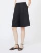 Чорні бермуди Max Mara з лляного полотна: фото 2 - Invogue