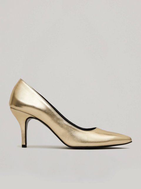 Золотые туфли PERSONA: фото - Invogue