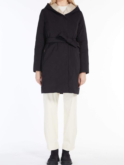 Чорне пальто WEEKEND MAX MARA : фото 1 - Invogue