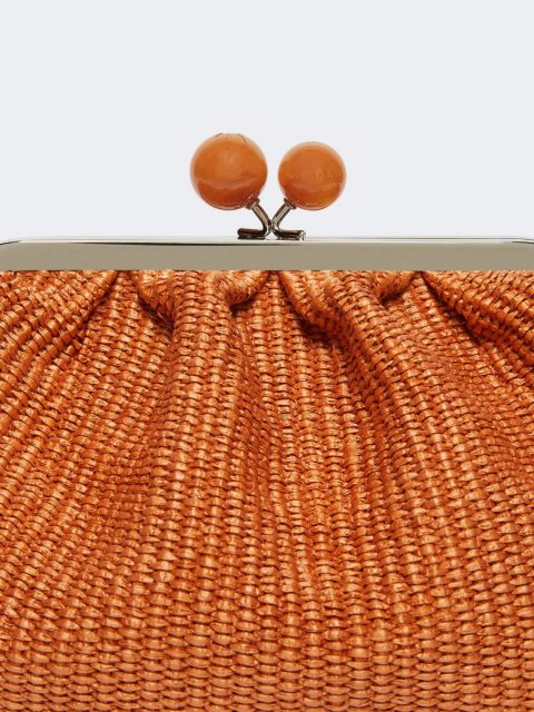 Карамельная сумка Pasticcino Weekend Accessories с эффектом рафии: фото 4 - Invogue