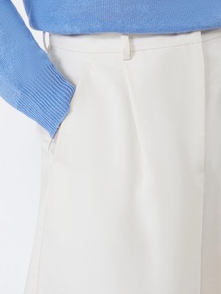 Кремовые шорты Weekend Max Mara из льна: фото 4 - Invogue