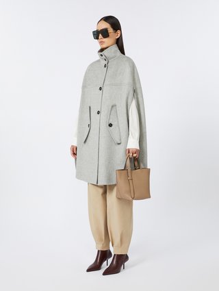 Светло-коричневая сумка MAX MARA из кожи: фото 1 - Invogue