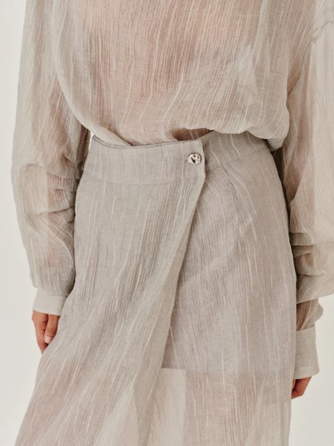 Серая юбка The Garment с запахом: фото 5 - Invogue