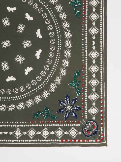 Платок Weekend Accessories из шелка цвета хаки: фото 2 - Invogue