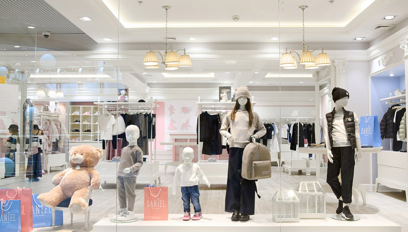 Магазин Daniel - Mandarin Plaza, 4-й поверх: фото 16 - Invogue