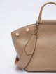 Бежевая сумка MAX MARA: фото 3 - Invogue
