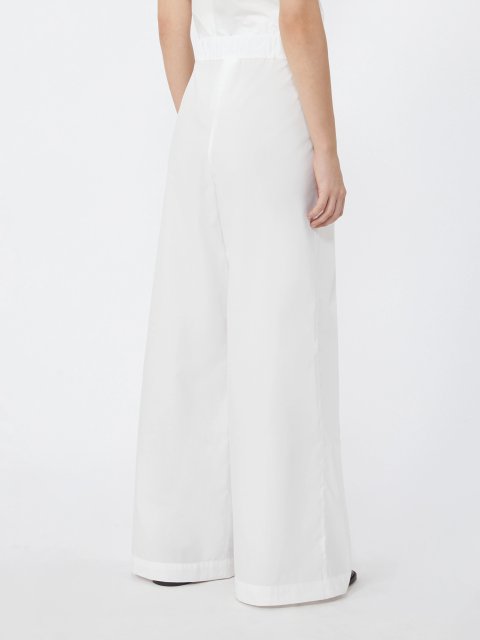 Білі брюки Weekend Max Mara з бавовни широкого крою: фото 3 - Invogue