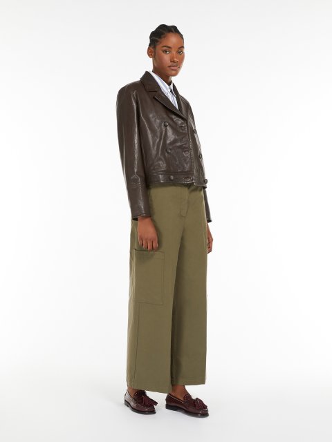 Брюки кольору хакі WEEKEND MAX MARA з накладними кишенями: фото 1 - Invogue