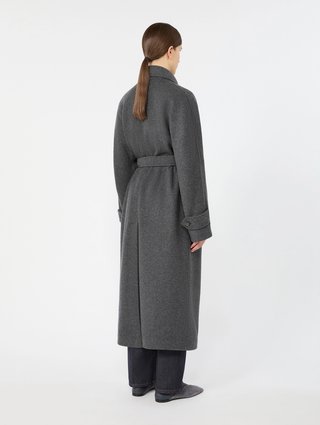 Тёмно-серое пальто Max Mara из кашемира: фото 3 - Invogue