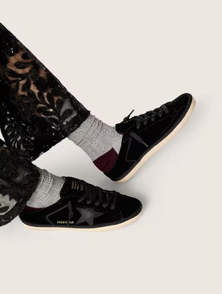 Черные сникерсы-сабо GOLDEN GOOSE на шнуровке: фото 1 - Invogue