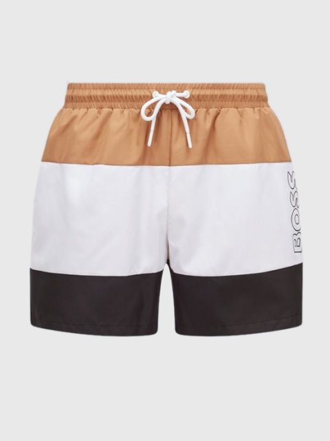 Бежевые шорты BOSS: фото - Invogue